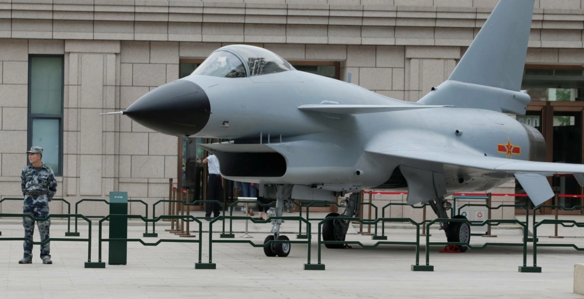 لماذا تتراجع صادرات الأسلحة الصينية؟