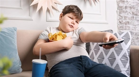 تحذير من إصابة الطفل بالسمنة