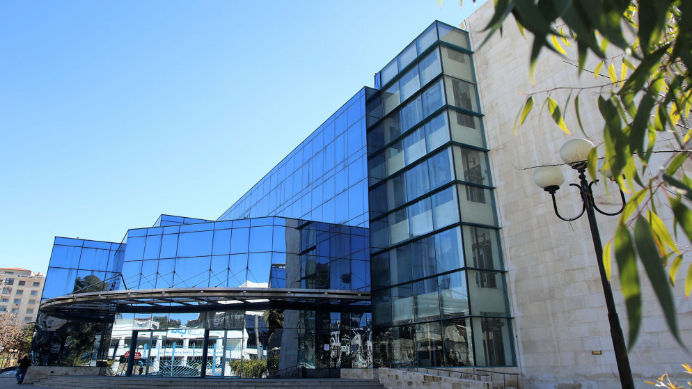 مؤسسة المواصفات والمقاييس تخفض الضمانات الماليّة