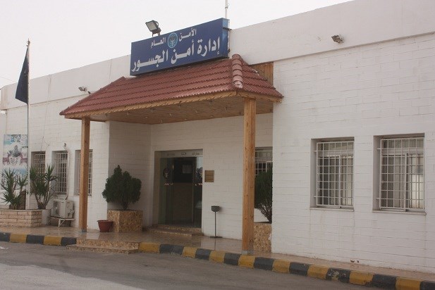 شروط دخول حملة الجوازات الأجنبية عبر