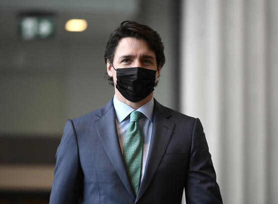 كندا تدرس فرض ضرائب على غير