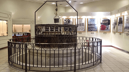 حفر بئر زمزم