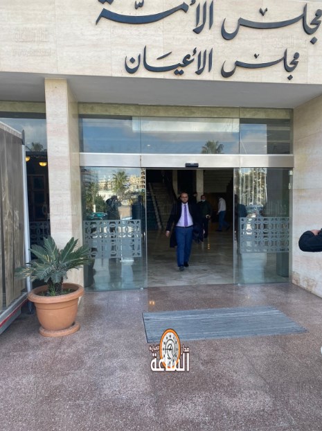 إزالة صفة النيابة عن حسن الرياطي