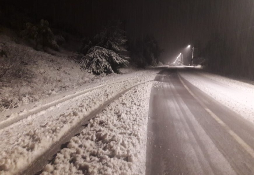 هل تتساقط الثلوج على ارتفاع 800