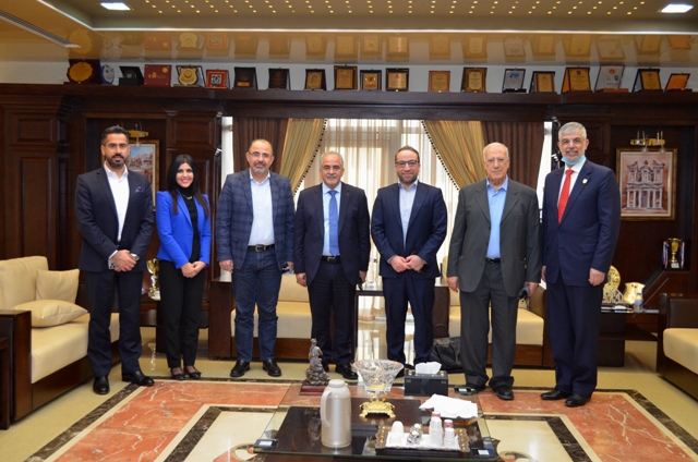 بحث التعاون بين عمان الأهلية ومجلس المهارات القطاعية للسياحة والضيافة