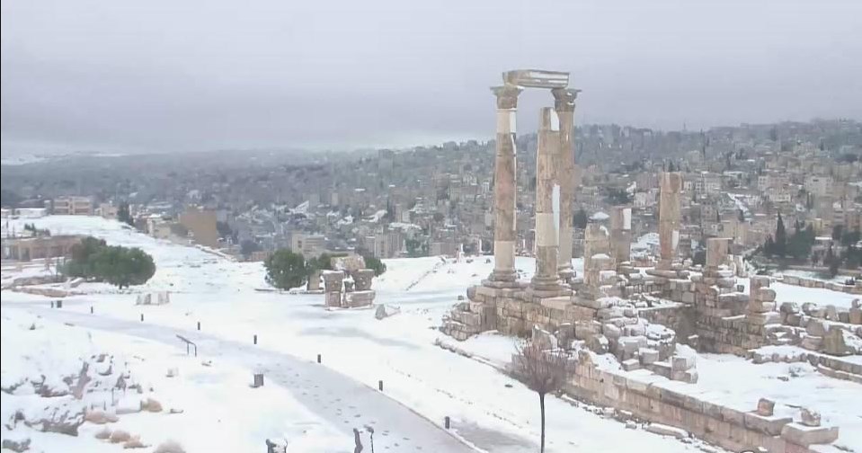 قطبي بـ «ثلوج متراكمة».. الاردن على