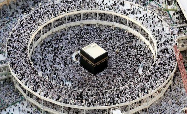 إيران تدين محاولة استهداف الحرم وتعرض