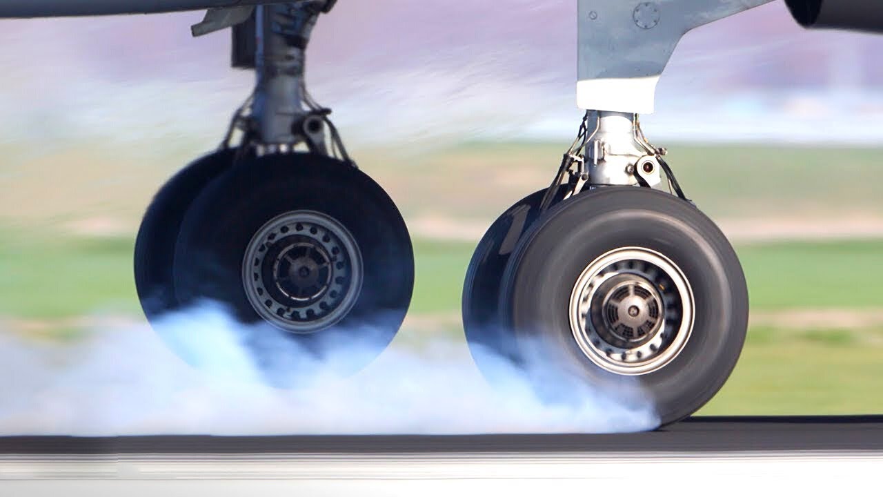 كيف نجا.. رجل يصل إلى هولندا