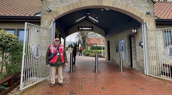 يعمل لنفس الشركة لمدة 70 عاما