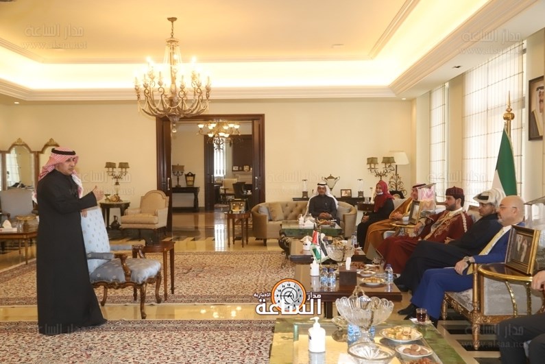 سفير الكويت عزيز الديحاني يولم للسفراء