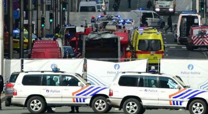 سيارة تدهس مسلمين يحتفلون بعيد الفطر