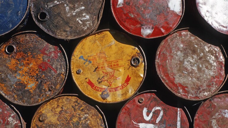 أسعار النفط قريبة من أعلى مستوى