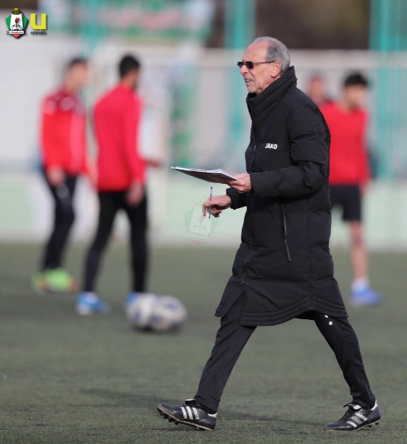 الوحدات يقدم فييرا في مؤتمر صحفي..