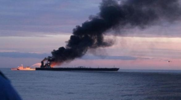 انفجار سفينة لإنتاج النفط قبالة سواحل