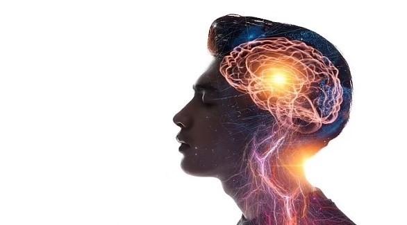 الدماغ يتأخر 15 ثانية في نقل