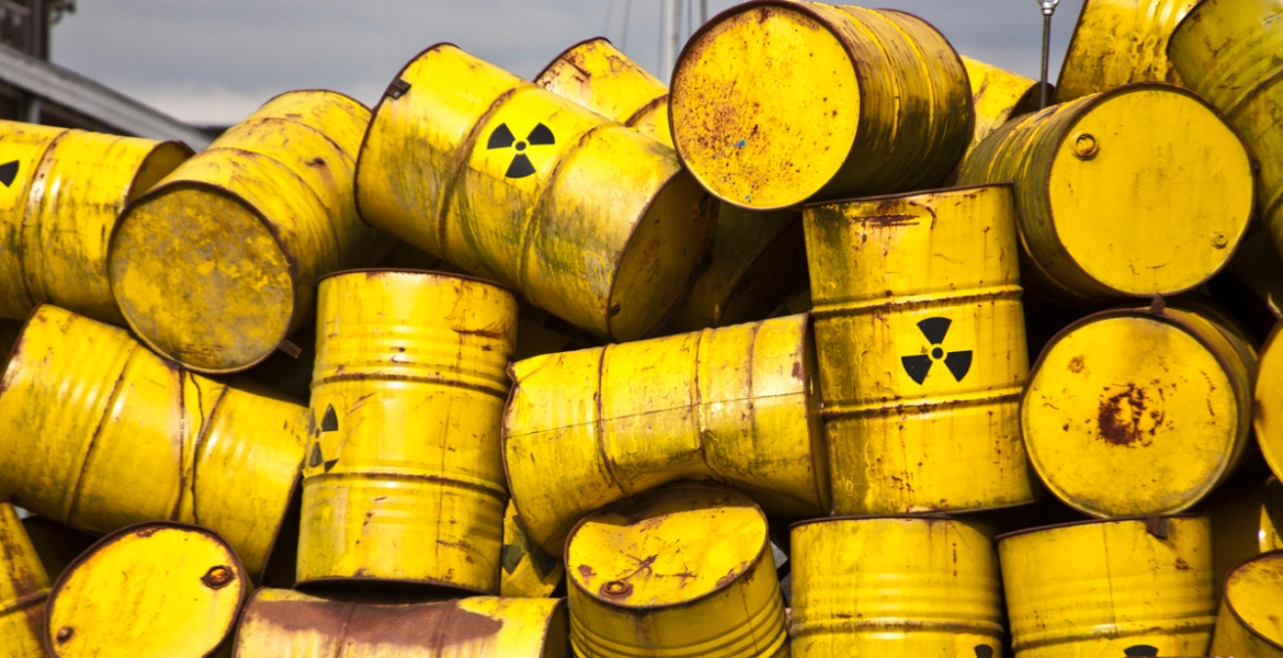 اتهامات لإسرائيل بتحويل مدينة الخليل لمكب