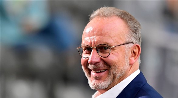 رومينيغه أول ألماني يدرج في قاعة