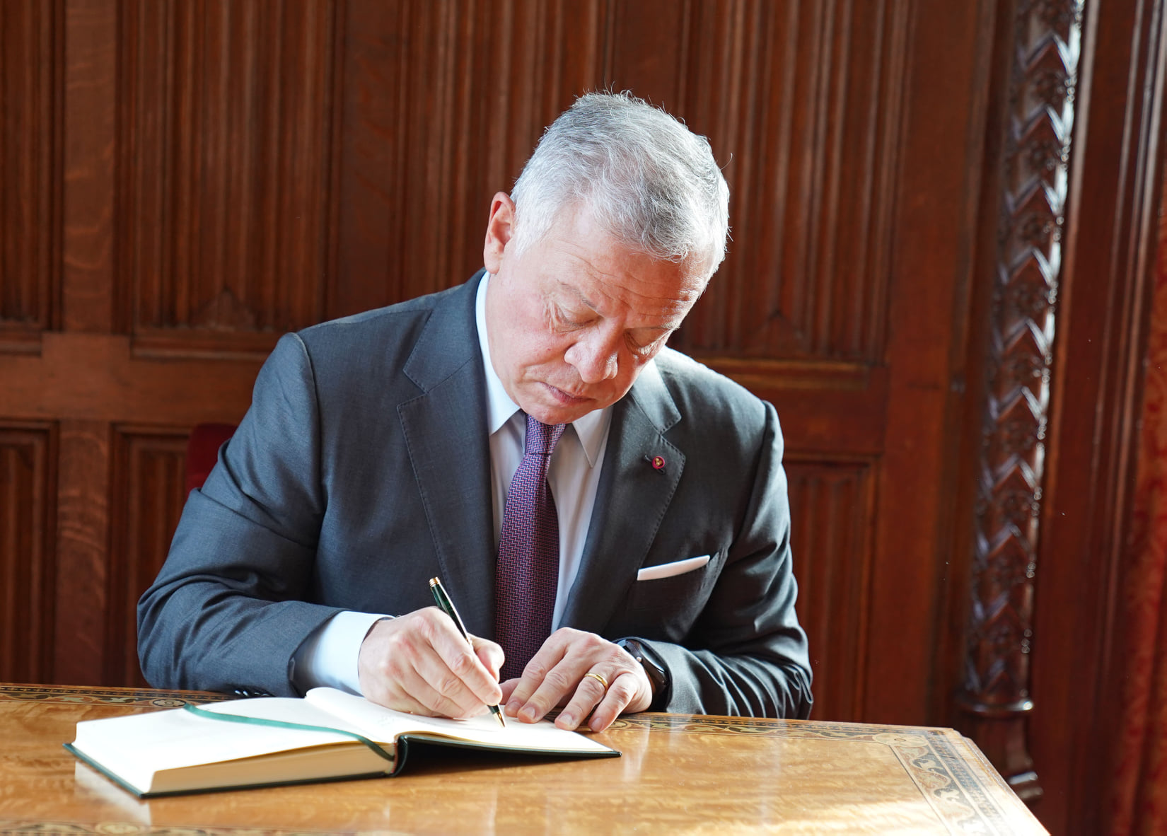 الرسالة الملكية تشخّص متاعب القطاع العام