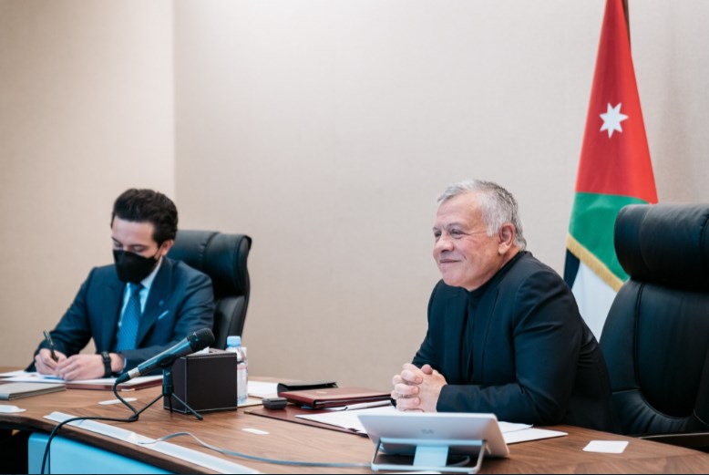 الملك يلتقي اقتصاديين: أولوية المرحلة المقبلة