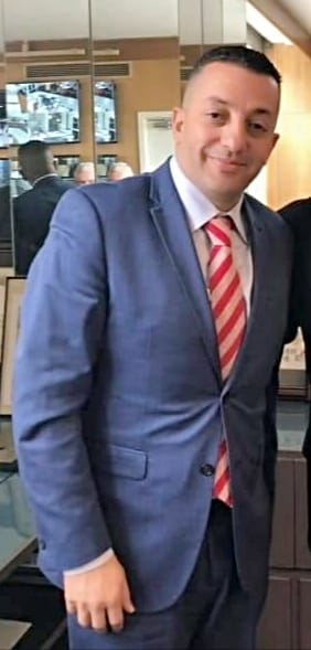 العالمي ماهر المقابلة يهنئ الدكتور ليث