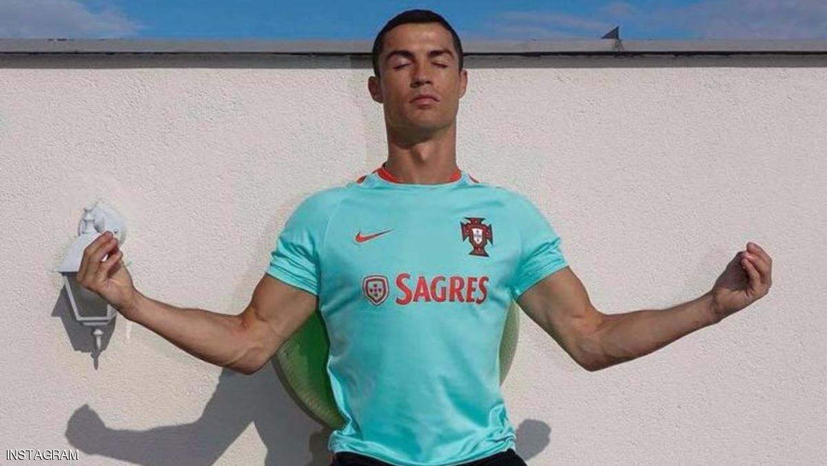 رونالدو ’يفكر‘ وقد يبقى في ريال