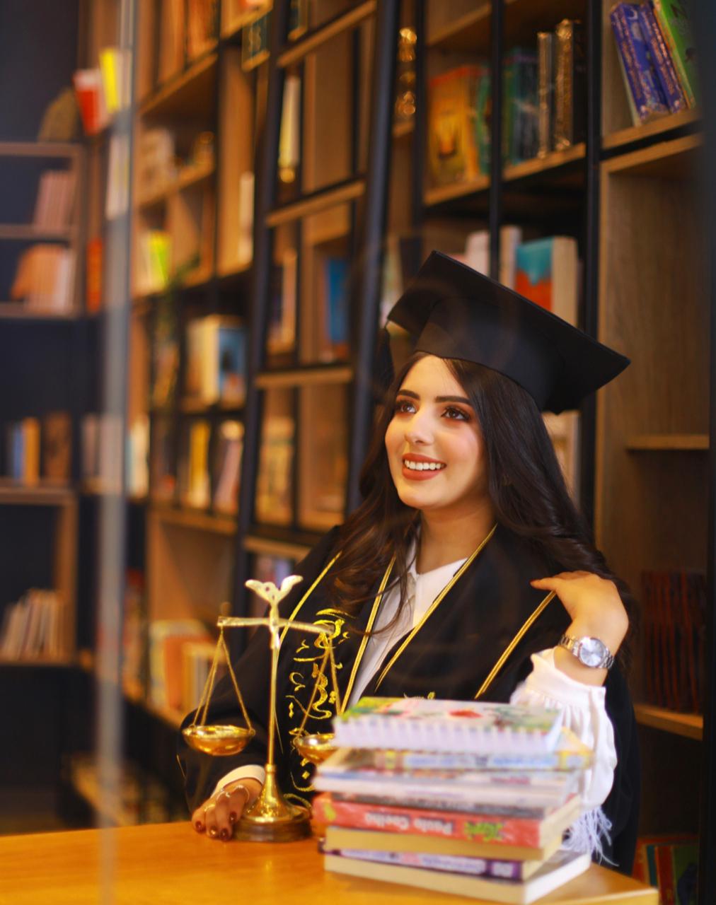 ماجد عساف العساف يهنئ ابنة شقيقته