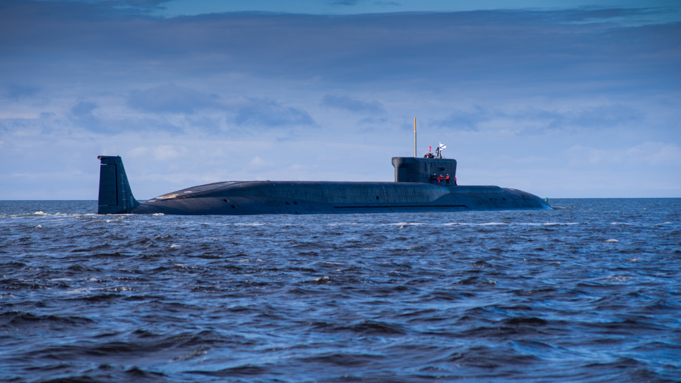 البحرية الروسية تعلن طرد غواصة أميركية