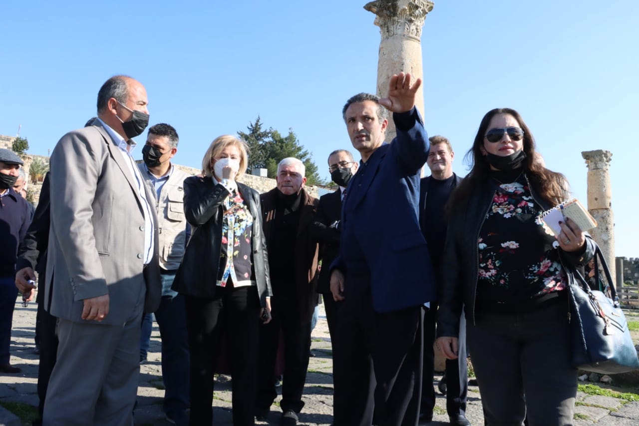 خطة لربط أم قيس مع المواقع