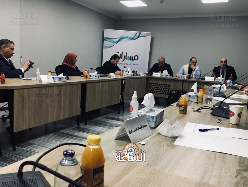 فسأله الملك الحسين ماذا نفعل فقال: