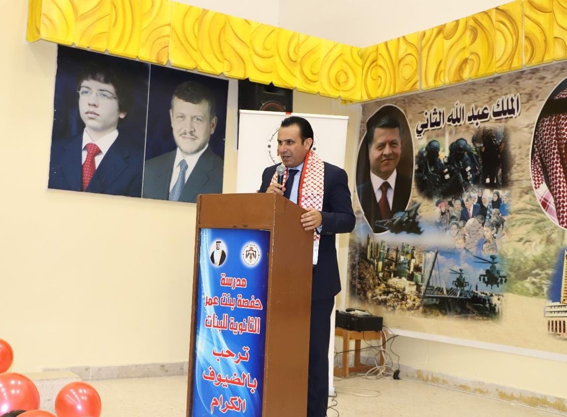 على هامش الجدارية .. المؤنس بين