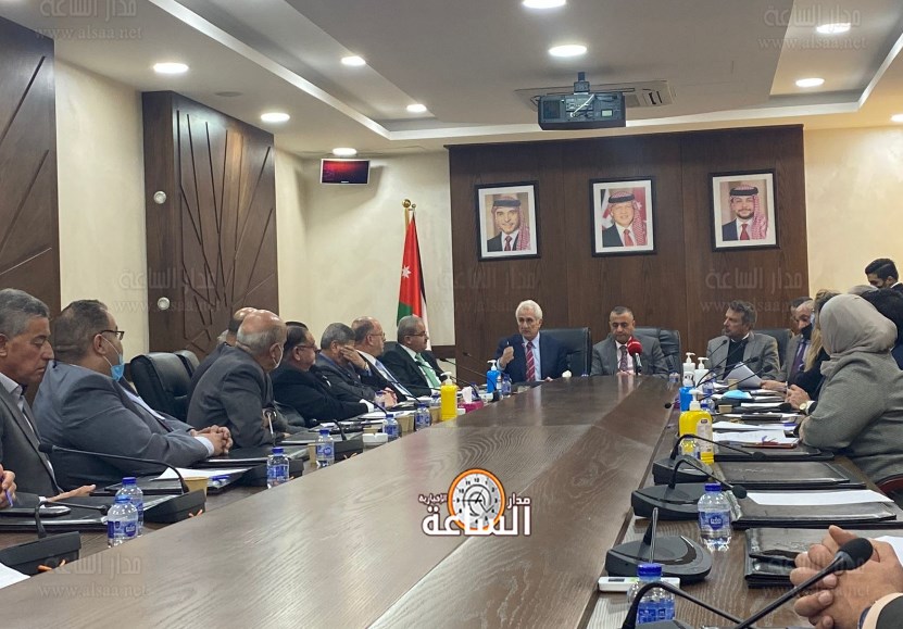 عويس: لن يسمح للطالب الدخول للجامعة