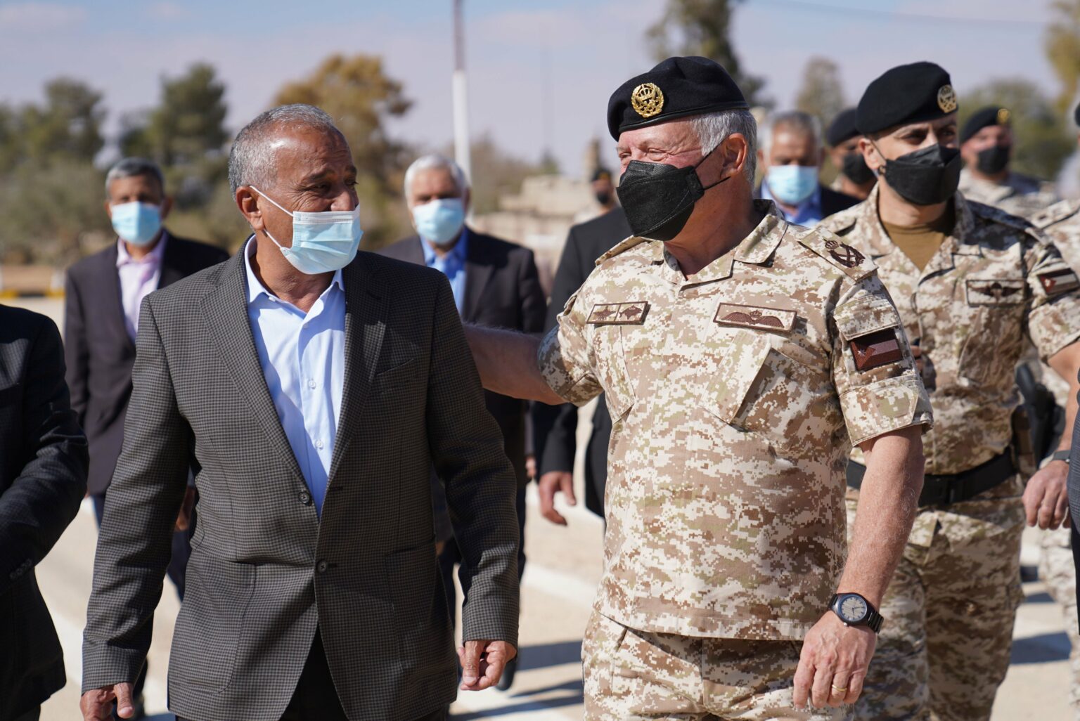 رفاق السلاح بحضرة الملك: عين العسكر