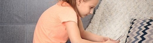 نصائح للحفاظ على صحة ظهر الطفل