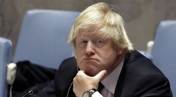 مسؤولو الصحة يحثون جونسون على التريث