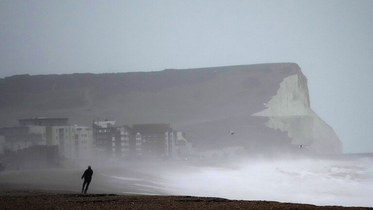 العاصفة يونس تقتل عددا من المواطنين