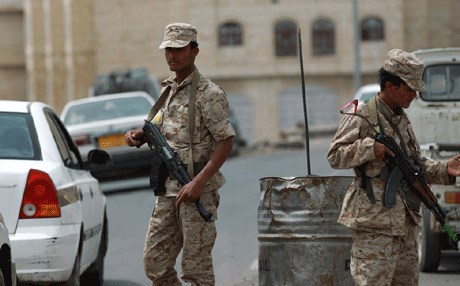 مقتل 3 جنود يمنيين في هجوم