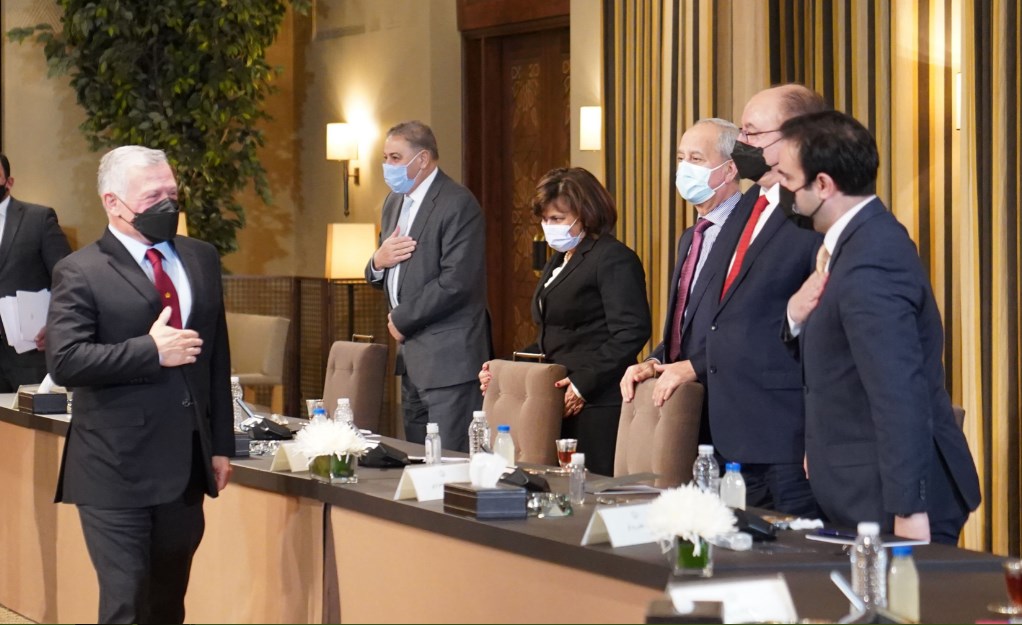 التقاهم الملك.. محافظة وأبوهديب والذنيبات والسقاف