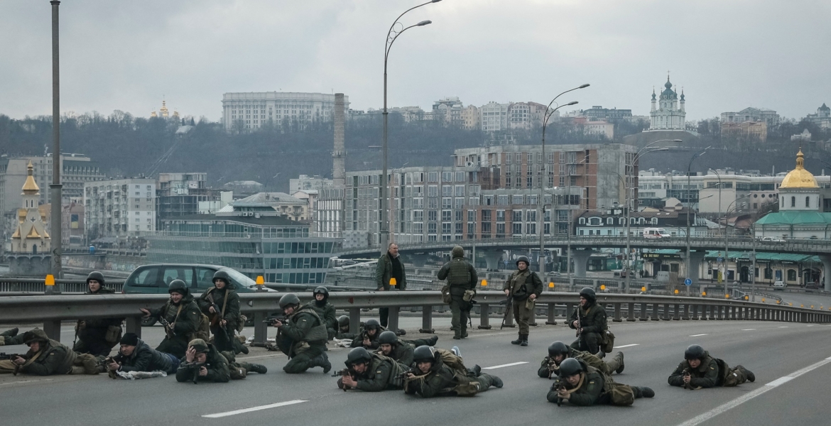 أول دولة أوروبية تدعم تطوع الأجانب