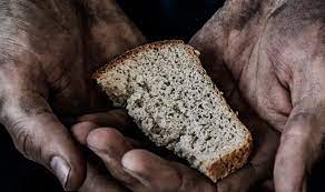 مأساة صادمة لمواطن أردني.. جائع.. مبتور