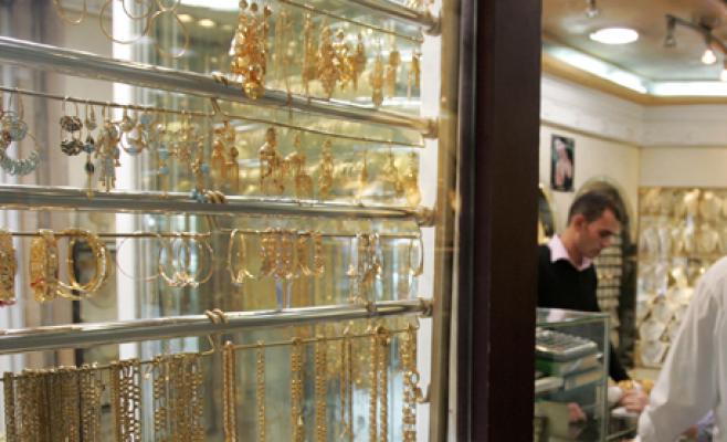 أسعار الذهب تستقر وغرام ‘‘21‘‘ يبلغ