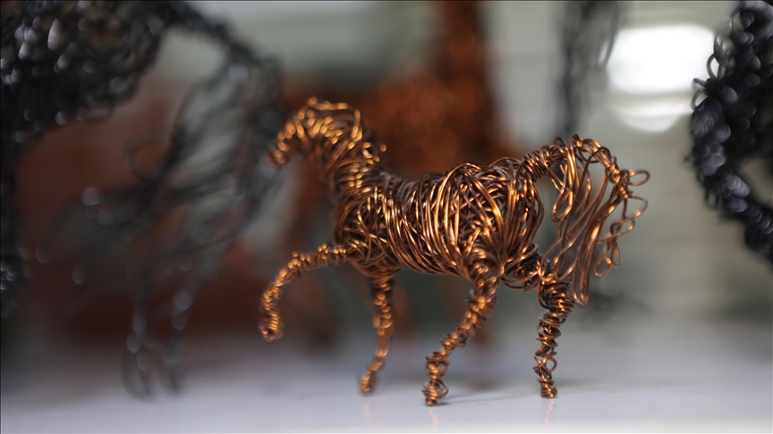 كيف أبهر الفنان الأردني الشديفات.. السفارة