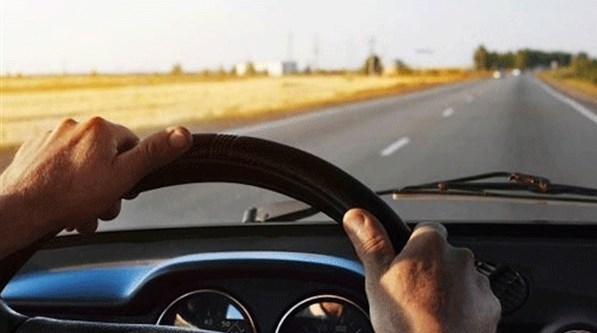 بسرعة جنونية على طريق وادي عربة