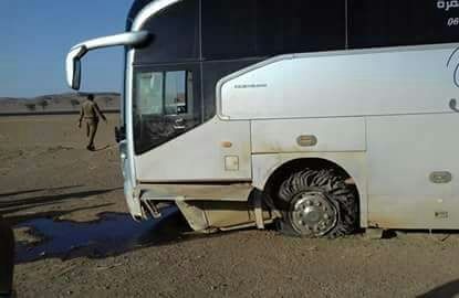 انفجار إطارات حافلة معتمرين أردنيين في