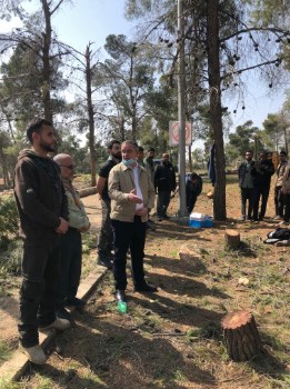 النابلسي يتفقد اليوم التطوعي للكشافة في