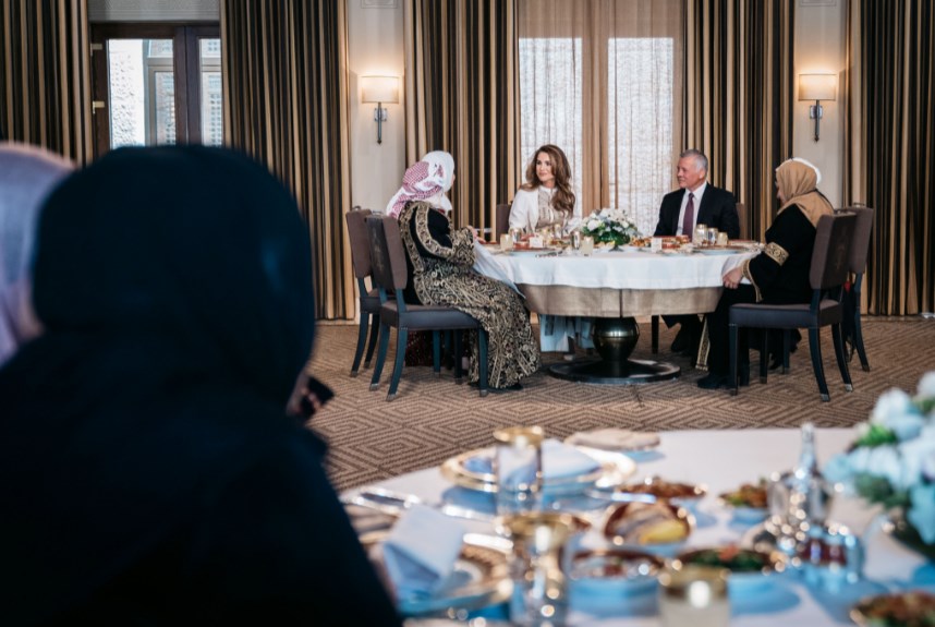 الملك يؤكد دعمه وثقته بقدرة الأردنيات