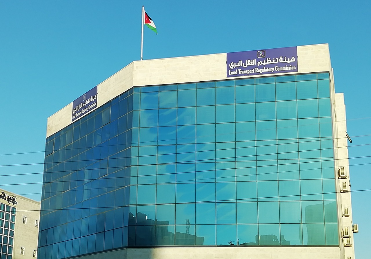 هيئة النقل تمهل سيارات التأجير المنتهي