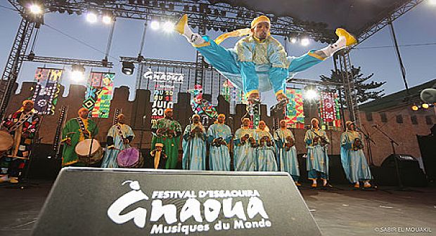 مهرجان كناوة في المغرب يحتفي بمرور