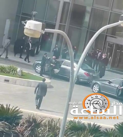 شاهد.. موكب الملك في زيارته إلى