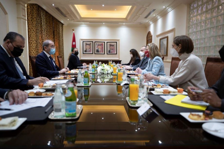 الصفدي والشريدة يلتقيان نائب مدير الوكالة