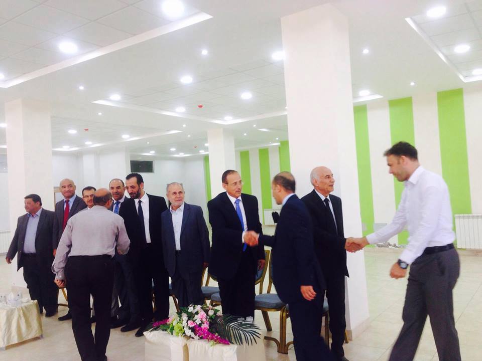 أسرة جامعة العلوم الاسلامية العالمية تتبادل